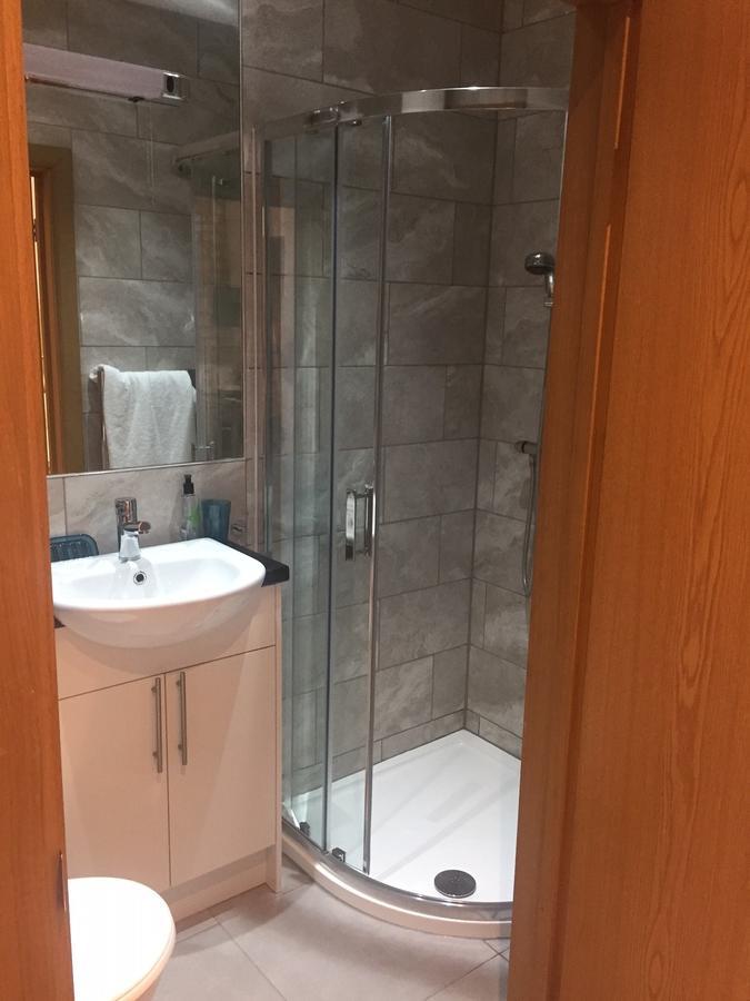 The Radnor Arms Otel Malmesbury Dış mekan fotoğraf